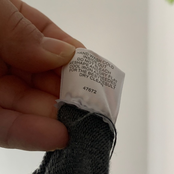 Romeo & Juliet Long Sleeve Gray Sweater Dress - Picture 9 of 9